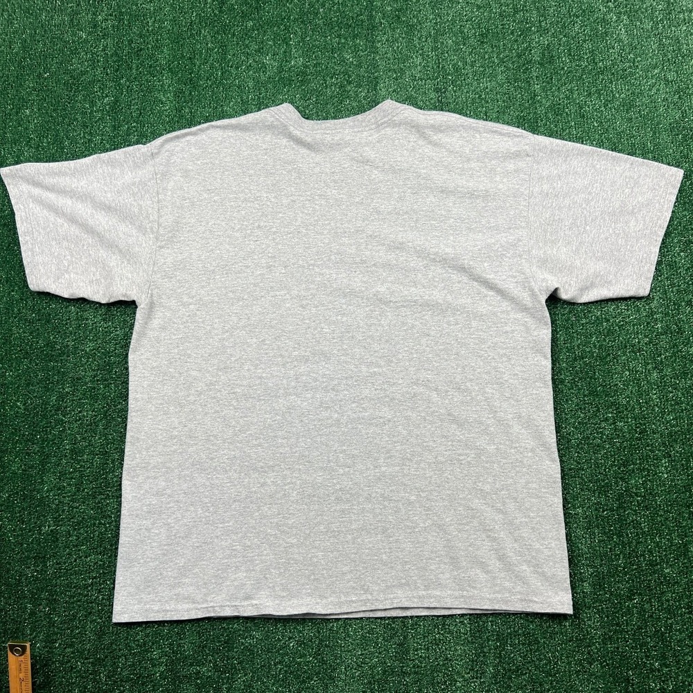 VTG Universal Studios T-Shirt Men's XL Gray Finnegan's Bar & Grill Cotton Blend - Picture 8 of 9